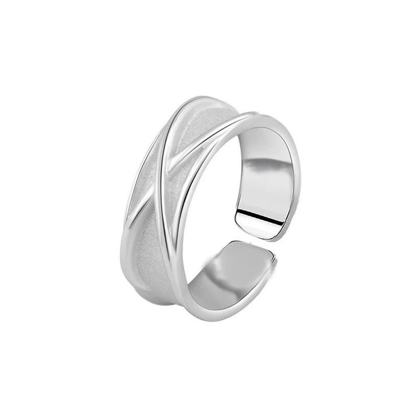 Elegant ring